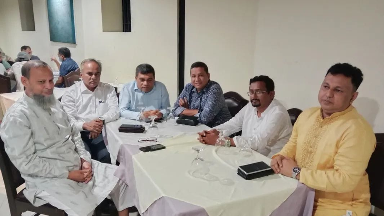 চট্টগ্রাম-১৬ আসনে মনোনয়ন প্রত্যাশীদের নিয়ে বিএনপির বিভাগীয় সাংগঠনিক সম্পাদকের বৈঠক