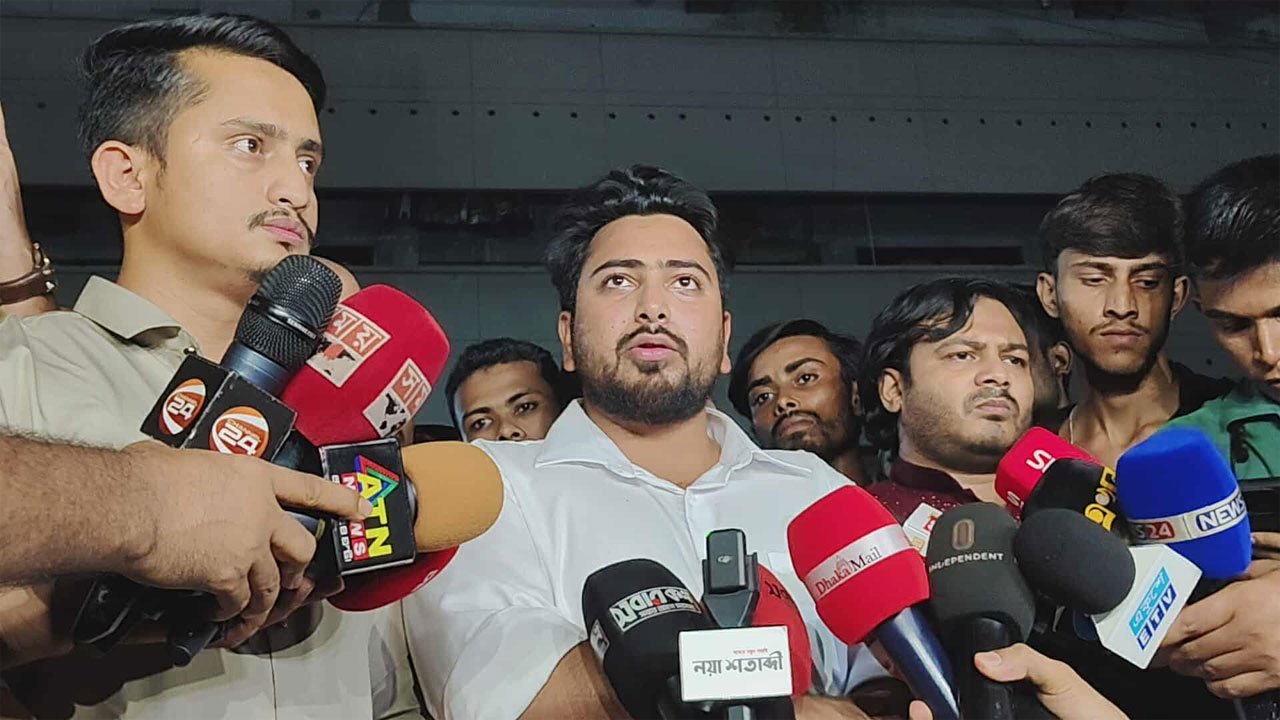 জাতীয় পার্টিকে নিষিদ্ধের দাবি সমর্থন করি: নাহিদ