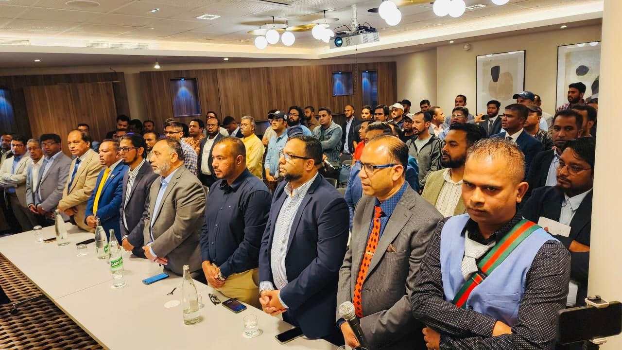 ‘কর্মসংস্থান সৃষ্টি করতে না পারলে আগামীতে নির্বাচিত সরকারও মেয়াদ পূর্ণ করতে পারবে না’