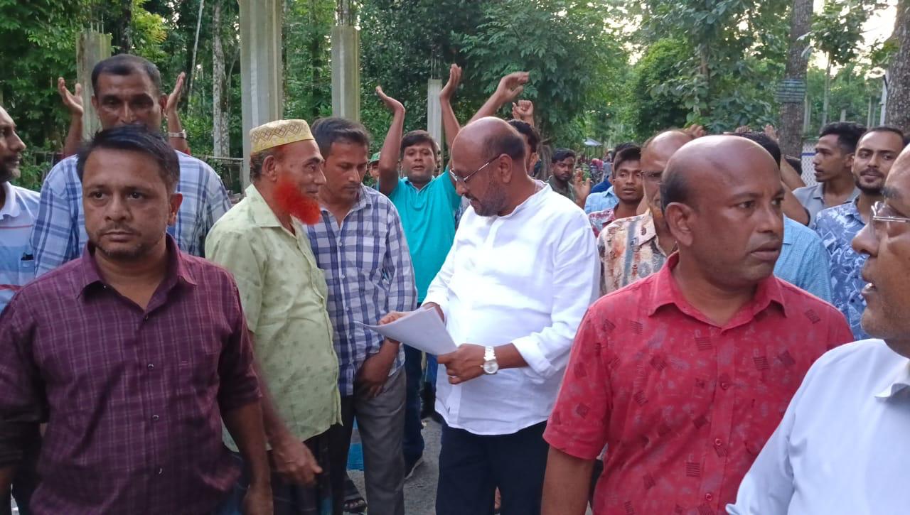 ঝালকাঠিতে নিউইয়র্ক দক্ষিণ বিএনপির সভাপতির গণসংযোগ