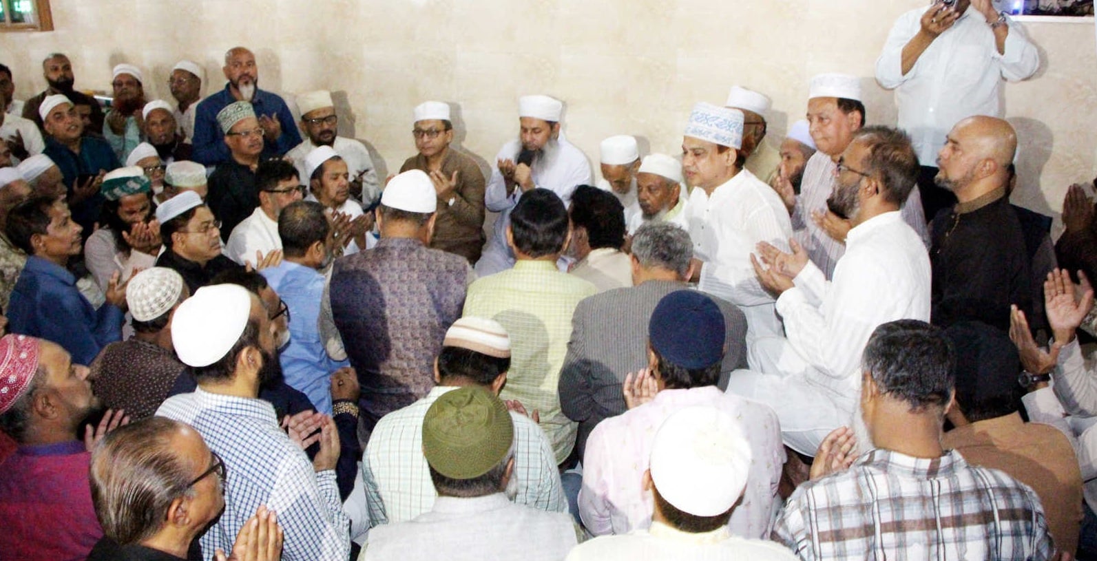 খালেদা জিয়ার সুস্থতা কামনায় শাহজালাল রহ.-এর মাজারে খতমে কোরআন