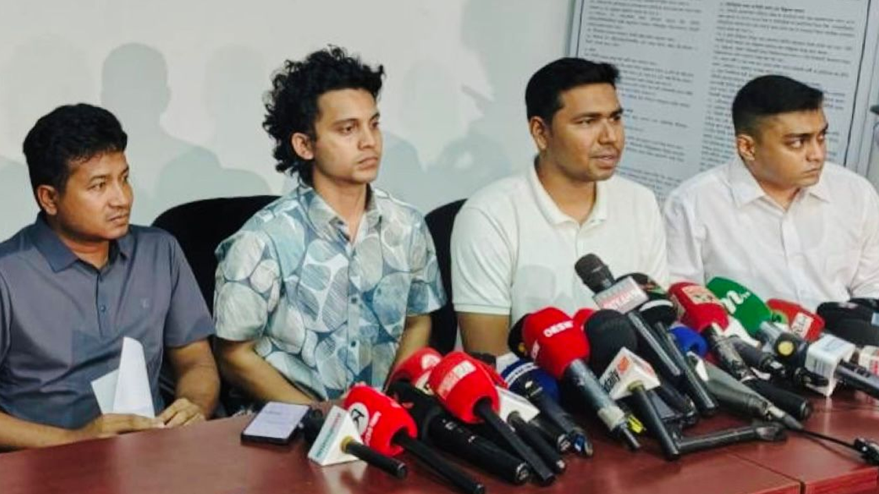 অপপ্রচারকারী গ্রুপ নিষিদ্ধ ও সংশ্লিষ্ট প্রার্থীদের প্রার্থিতা বাতিলের দাবি ছাত্রদলের