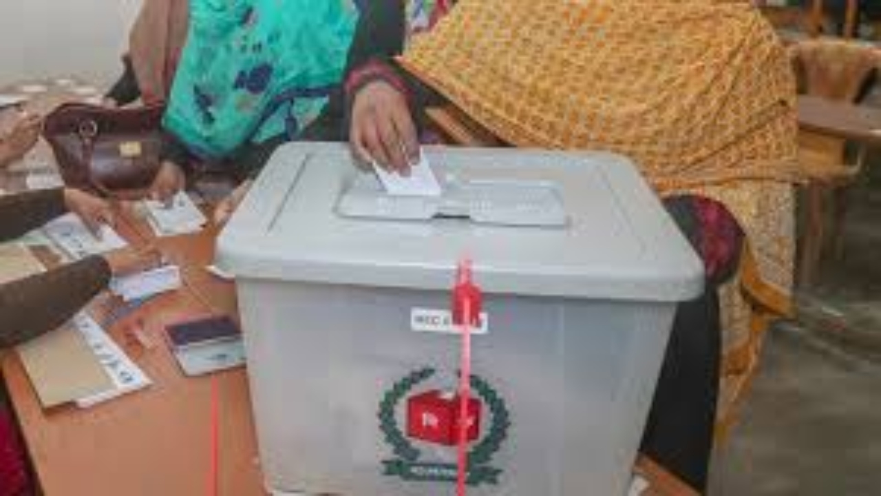 ‘না’ ভোট কেন ফেরানো হলো, জানালো নির্বাচন কমিশন