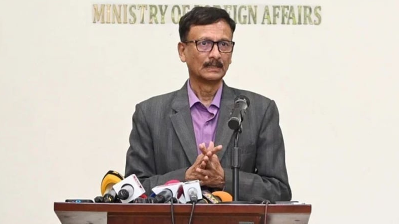 সাবের চৌধুরীর বাসায় তিন দেশের রাষ্ট্রদূতের বৈঠক, যা বললেন পররাষ্ট্র উপদেষ্টা