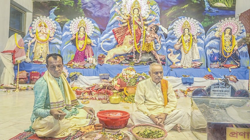 বিজয়া দশমী ও প্রতিমা বিসর্জন আজ