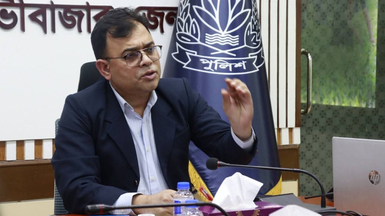 অর্পিত দায়িত্ব পেশাদারিত্বের সঙ্গে পালনের আহবান পুলিশ সুপার বিল্লাল হোসেনের