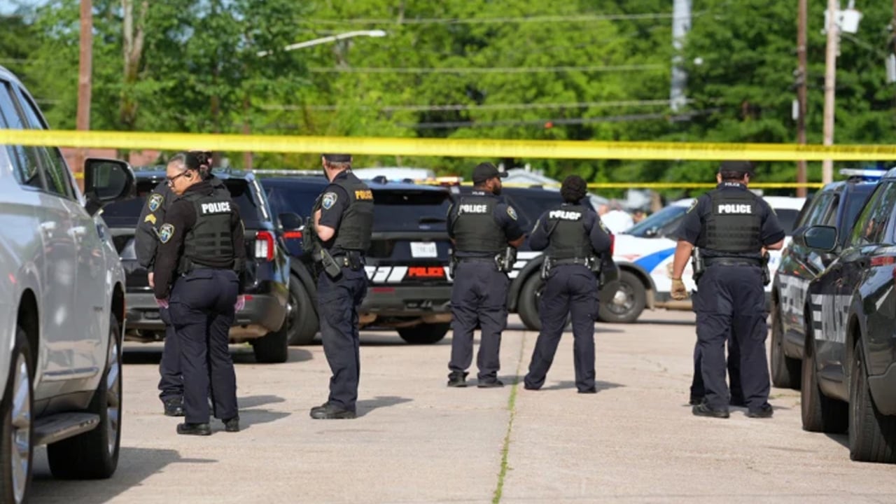 যুক্তরাষ্ট্রের লুইজিয়ানায় বন্দুক হামলায় ৮ শিশু নিহত