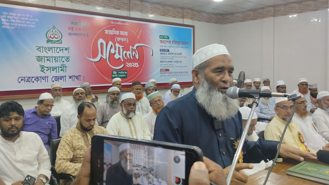 কুরআনের আইন বাস্তবায়ন না হলে জুলাই বিপ্লবের পূর্ণ সফলতা আসবে না