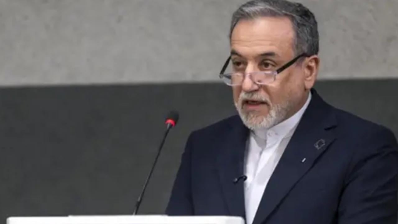 মধ্যপ্রাচ্যের ৬ দেশের মন্ত্রীকে ইরানের পররাষ্ট্রমন্ত্রীর ফোন