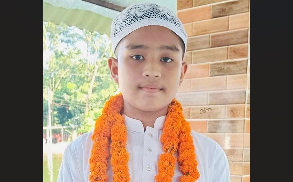 ৩০ হাজার হাফেজের মধ্যে দেশসেরা হলেন মুনাজ্জিদ