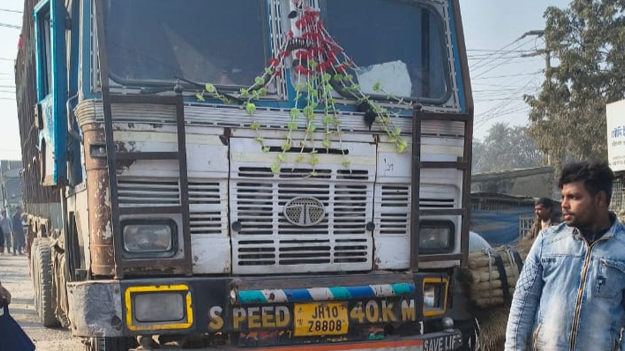 সোনামসজিদ বন্দরে ভারতীয় ট্রাকের ধাক্কায় পথচারী নিহত