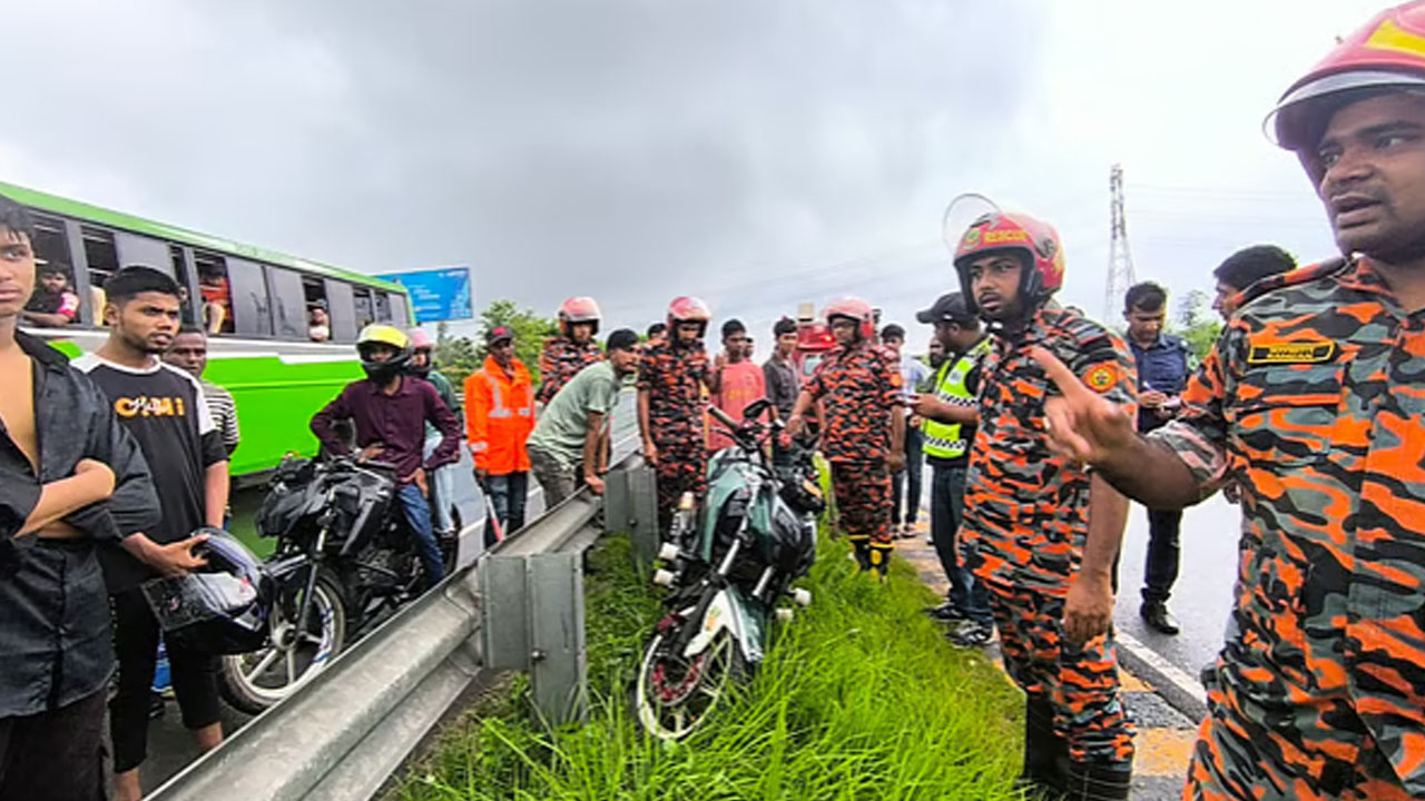 ঢাকা-মাওয়া এক্সপ্রেসওয়েতে মোটরসাইকেল দুর্ঘটনায় যুবকের মৃত্যু
