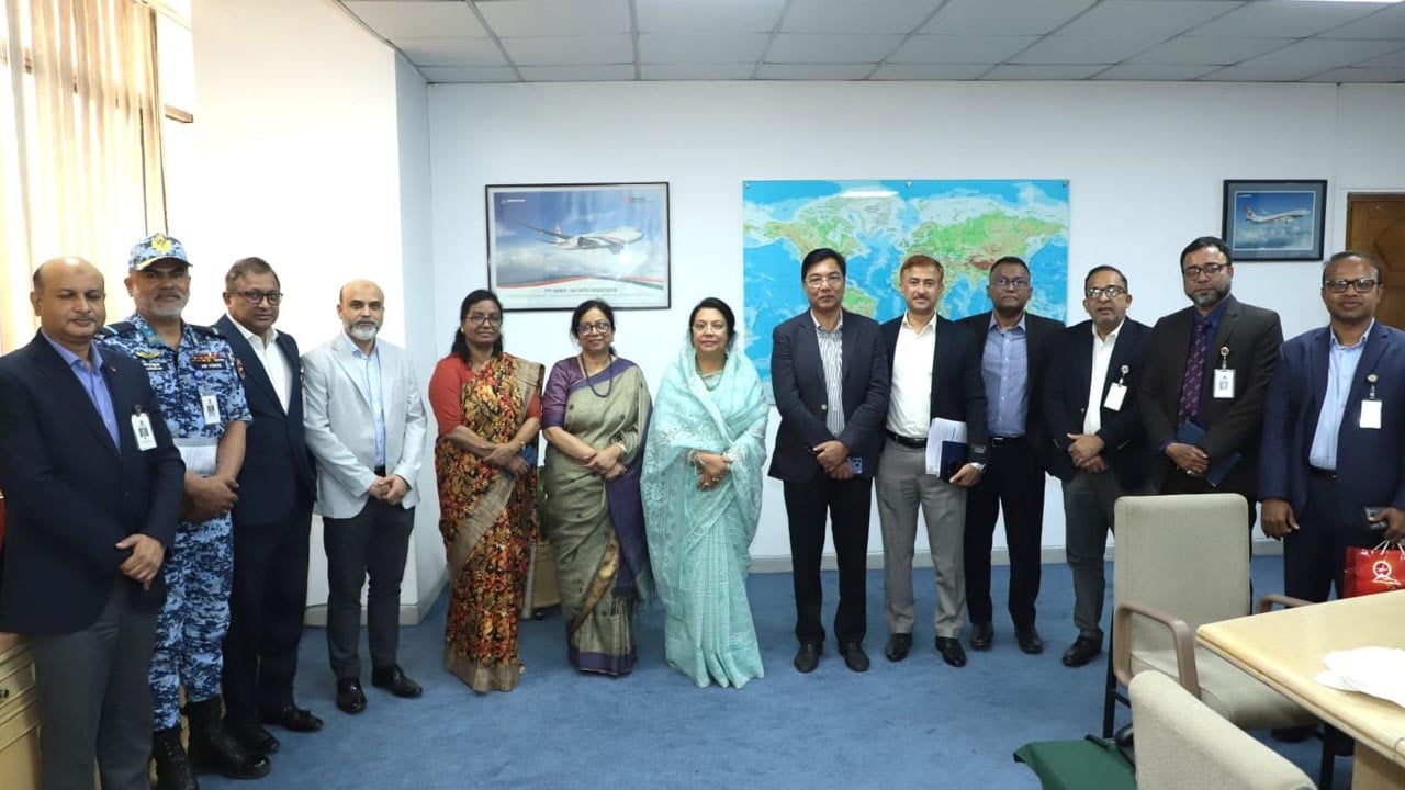 বিমান বাংলাদেশ এয়ারলাইন্সকে যাত্রীবান্ধব প্রতিষ্ঠানে পরিণত করতে চাই