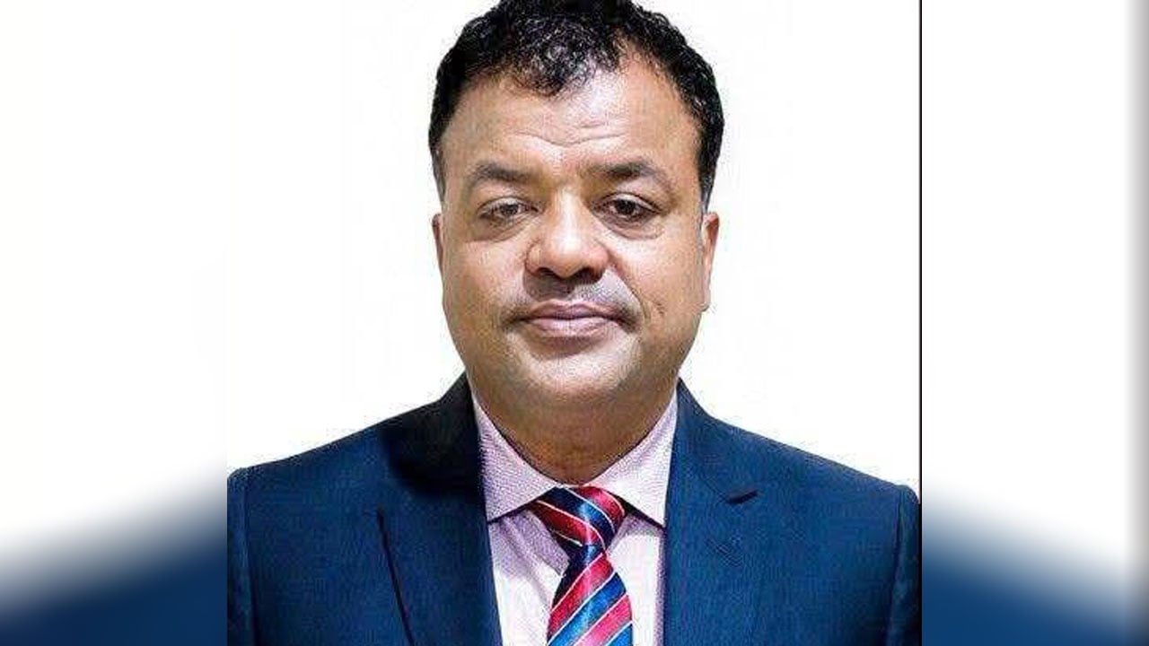 চকরিয়া পৌরসভার সাবেক মেয়র ও  আ.লীগ নেতা আলমগীর চৌধূরী আটক