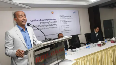 আইনগত সহায়তার মাধ্যমে ন্যায়বিচারের পথ সুগম করতে হবে: আইনমন্ত্রী