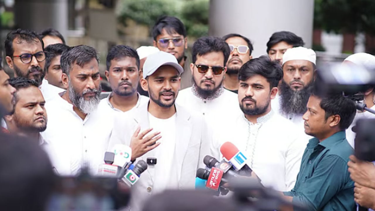 মক্কা চুক্তিতে সরকারের আগ্রহকে ইতিবাচক দেখছেন আসিফ মাহমুদ