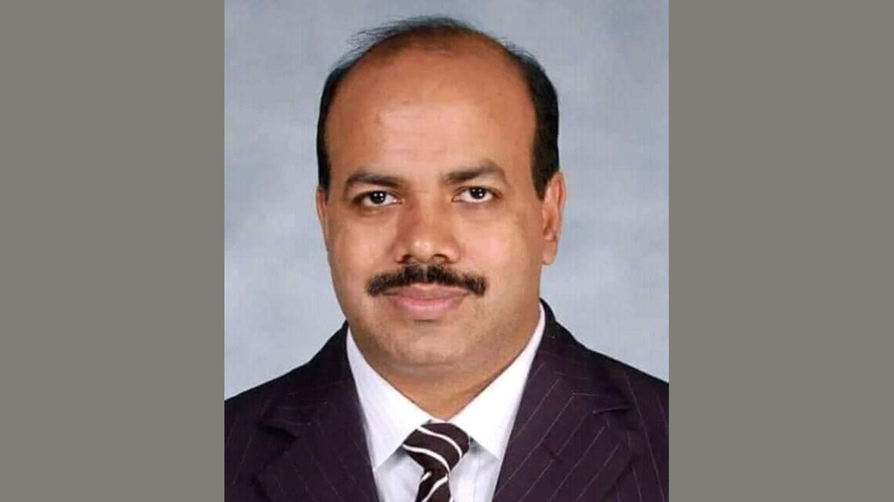 একটি কুচক্রী মহল আমার মানহানির চেষ্টা করছে: আসলাম চৌধুরী