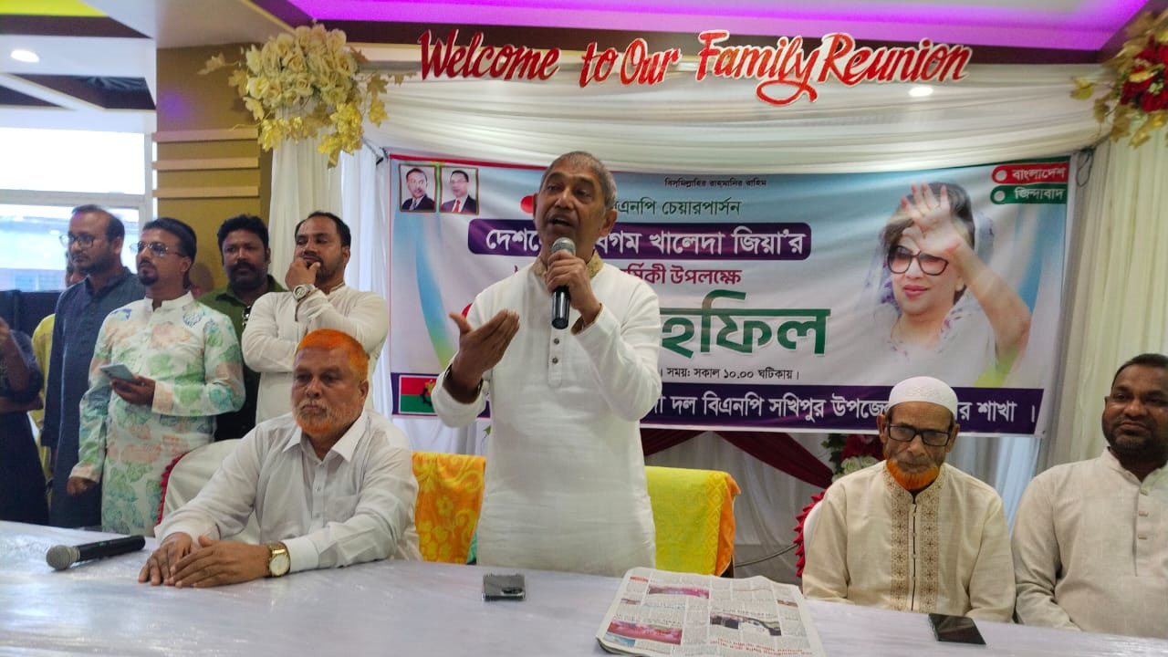 সবচেয়ে নির্যাতিত নারী নেত্রী বেগম খালেদা জিয়া: আযম খান