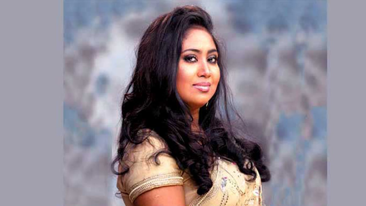 গানে নিয়মিত হবেন বেবী নাজনীন
