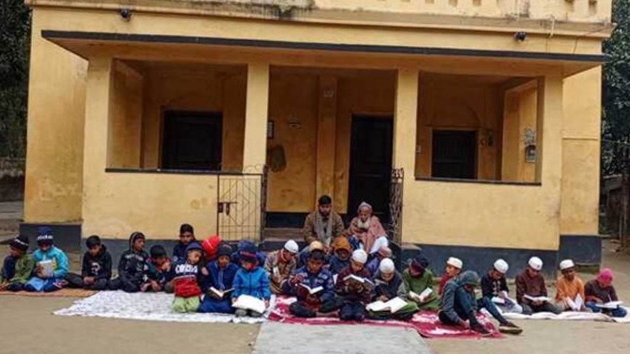 খালেদা জিয়ার মৃত্যুতে শোকে ভাসছে বগুড়া