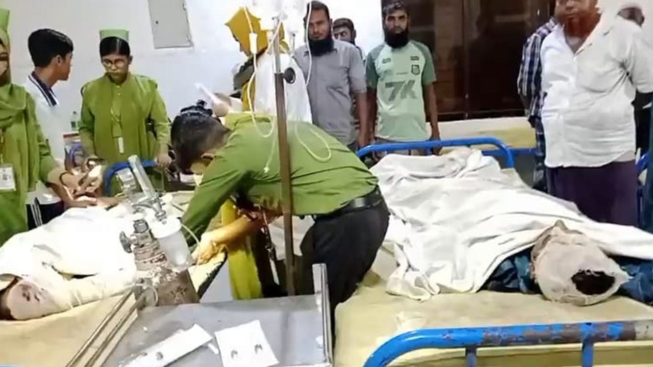পটুয়াখালী-কুয়াকাটা মহাসড়কে সড়ক দুর্ঘটনায় যুবক নিহত