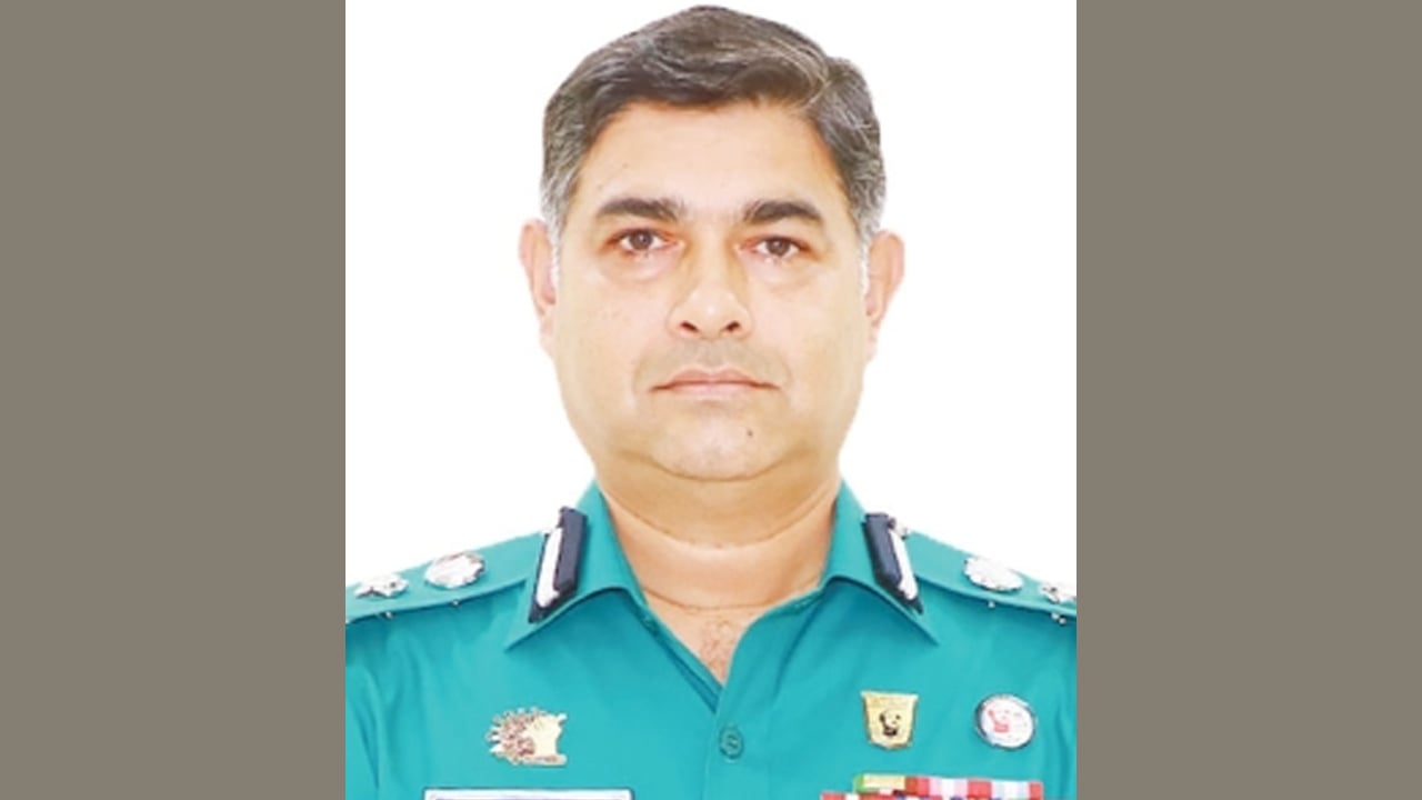 ডিআইজি বিপ্লব তালুকদার বরখাস্ত