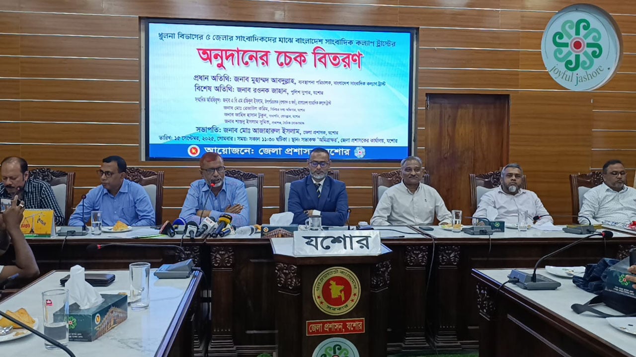 অপব্যবহার করলে সাংবাদিকতার স্বাধীনতা আবার হারাতে হতে পারে: এম আবদুল্লাহ
