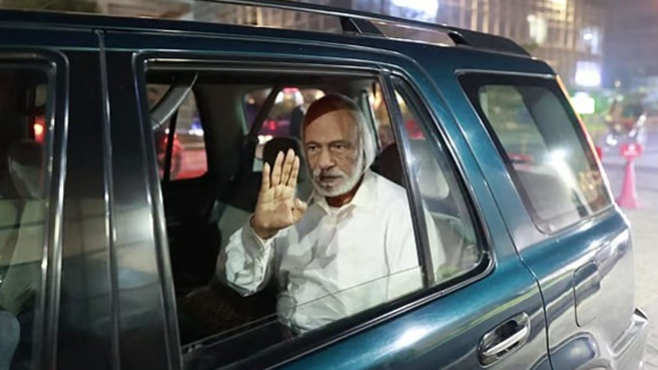 খালেদা জিয়ার খোঁজ নিতে হাসপাতালে বিএনপি নেতারা