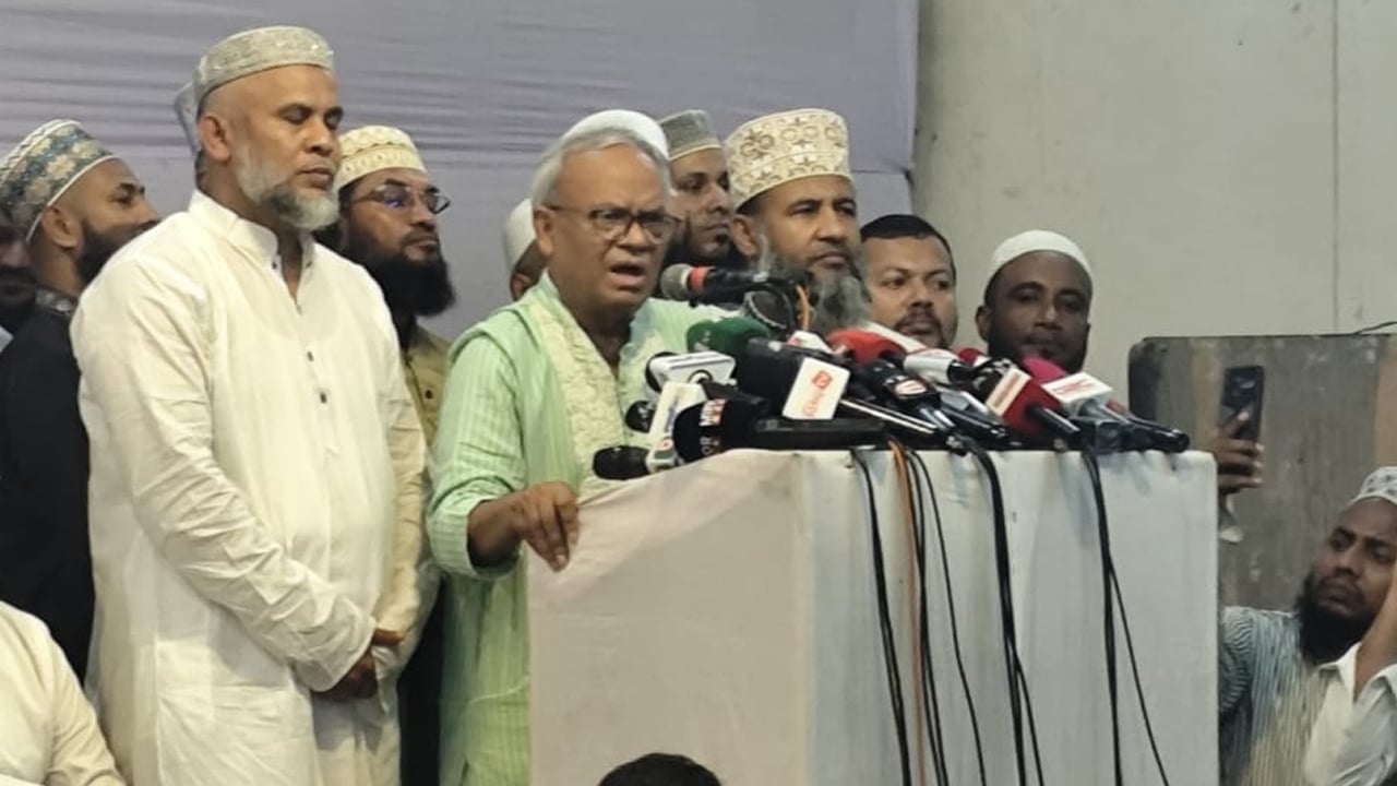 নভেম্বরে গণভোটের দাবি কোনো দলের মাস্টারপ্ল্যান কিনা জনমনে প্রশ্ন আছে