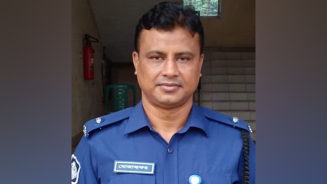 ডাকসু নির্বাচনে ছাত্রদল প্রার্থীদের নিয়ে পোস্ট: সেই ওসি প্রত্যাহার