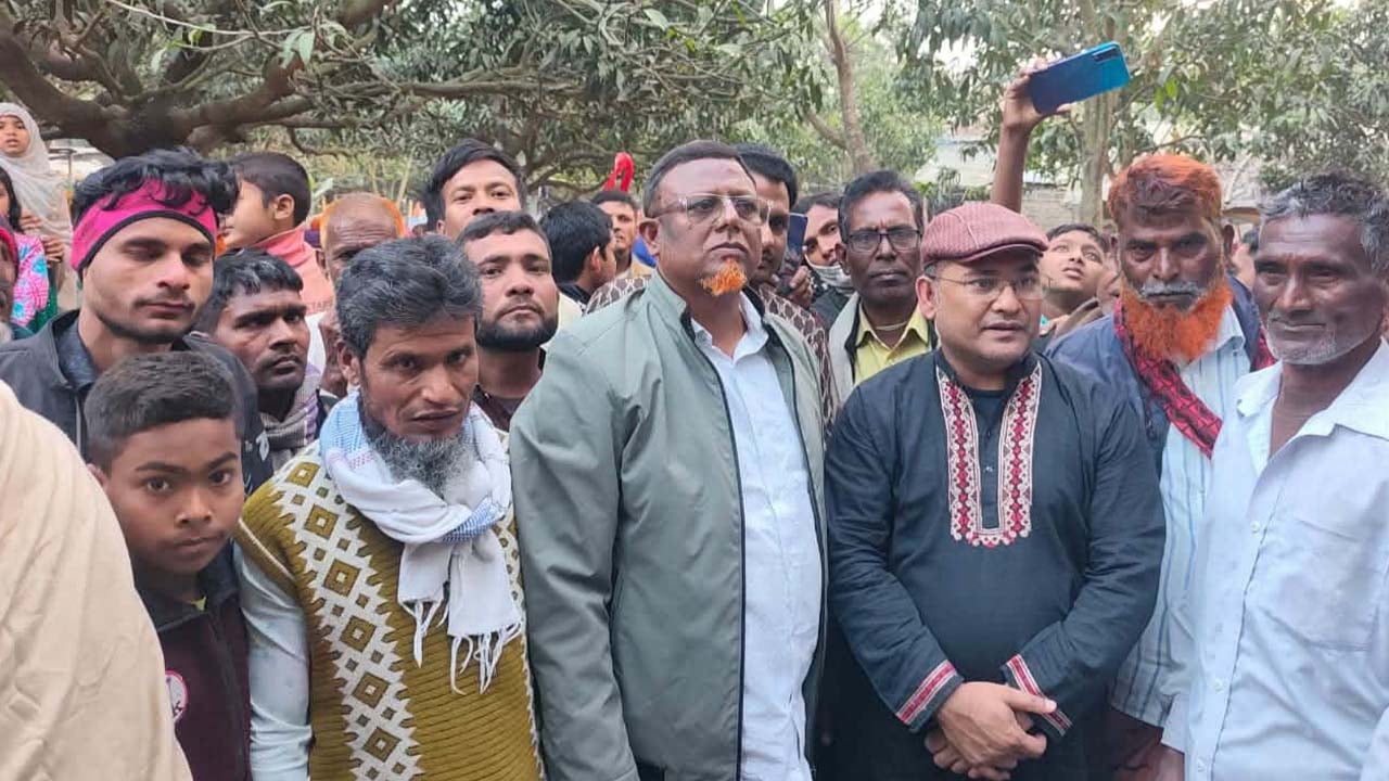 শিবগঞ্জে বিএনপিতে যোগ দিলেন আওয়ামী লীগের ১৫ কর্মী