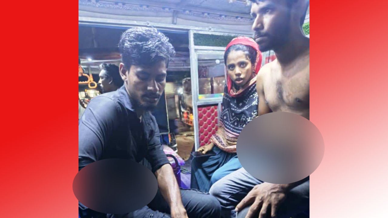 ধাক্কা লাগায় দুই অটো চালককে ছুরিকাঘাত