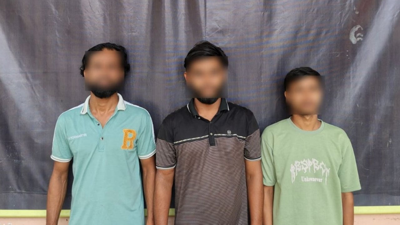 চুরির অভিযোগে জার্মান শেফার্ড লেলিয়ে যুবককে  নির্যাতন, গ্রেপ্তার ৩