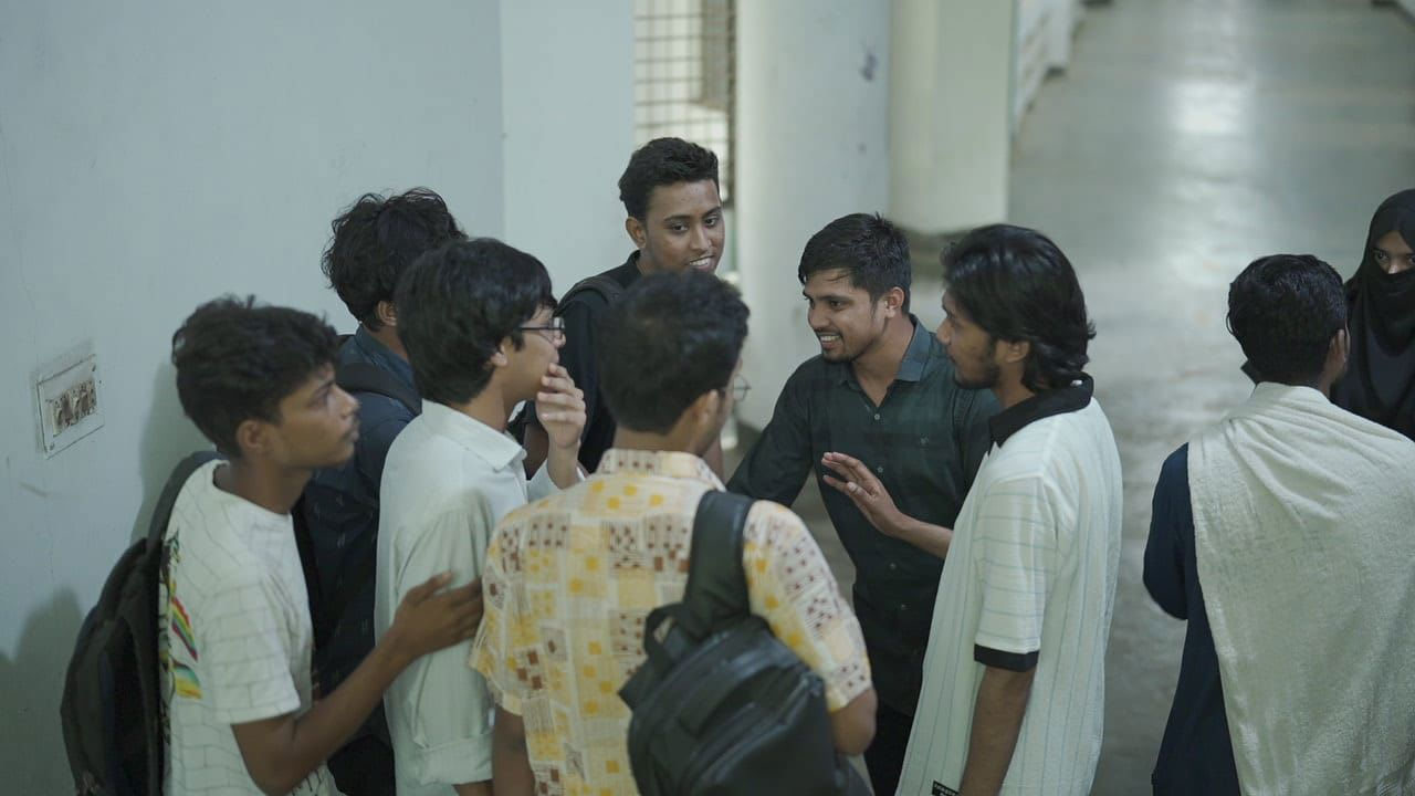 পূজার ছুটি শেষে আবারো জমে উঠেছে চাকসু নির্বাচনের প্রচার