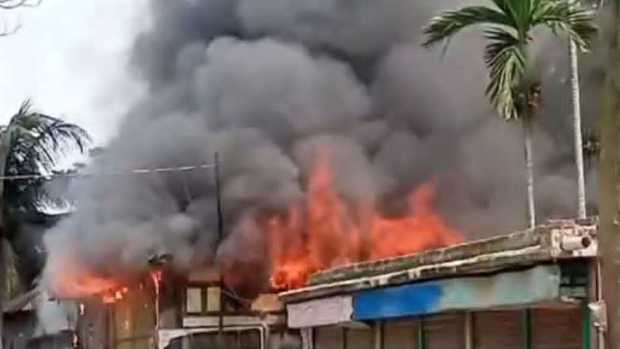 কুমিল্লায় নবীজিকে কটুক্তির জেরে মাজারে হামলা, অভিযুক্ত কারাগারে