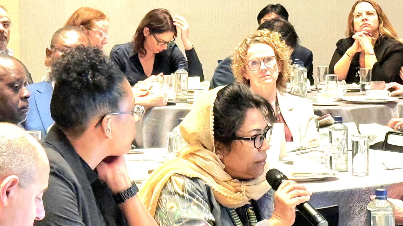 প্লাস্টিক দূষণ রোধে শক্তিশালী বৈশ্বিক উদ্যোগের দাবি বাংলাদেশের