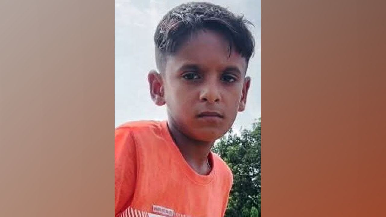 দুর্গা বিসর্জনে নৌকাডুবে নিখোঁজ আরেক শিশুর লাশ উদ্ধার