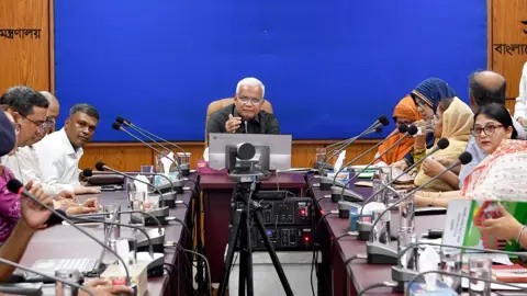শিশু একাডেমিকে শিশুদের প্রতিভা বিকাশের নিরাপদ আশ্রয়স্থল করার নির্দেশ