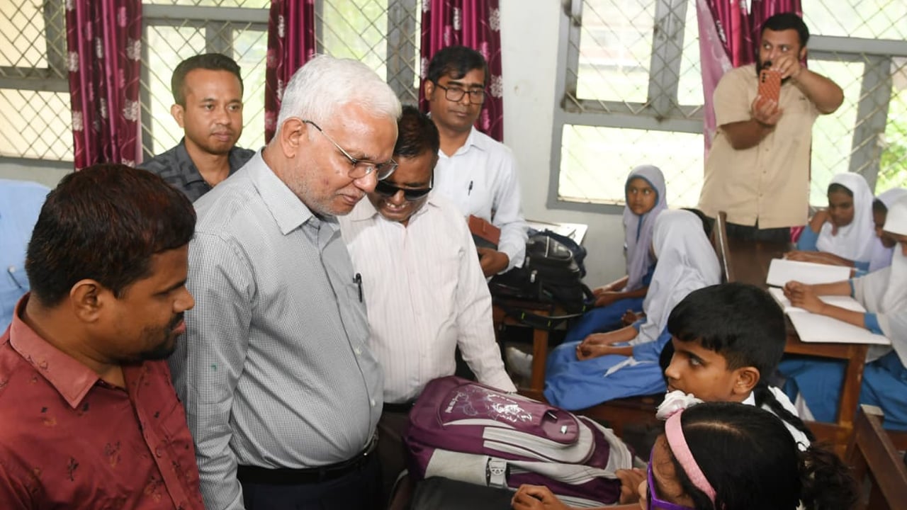 প্রতিবন্ধীদের সমাজের মেইনস্ট্রিমে নিয়ে আসতে চাই: সমাজকল্যাণমন্ত্রী