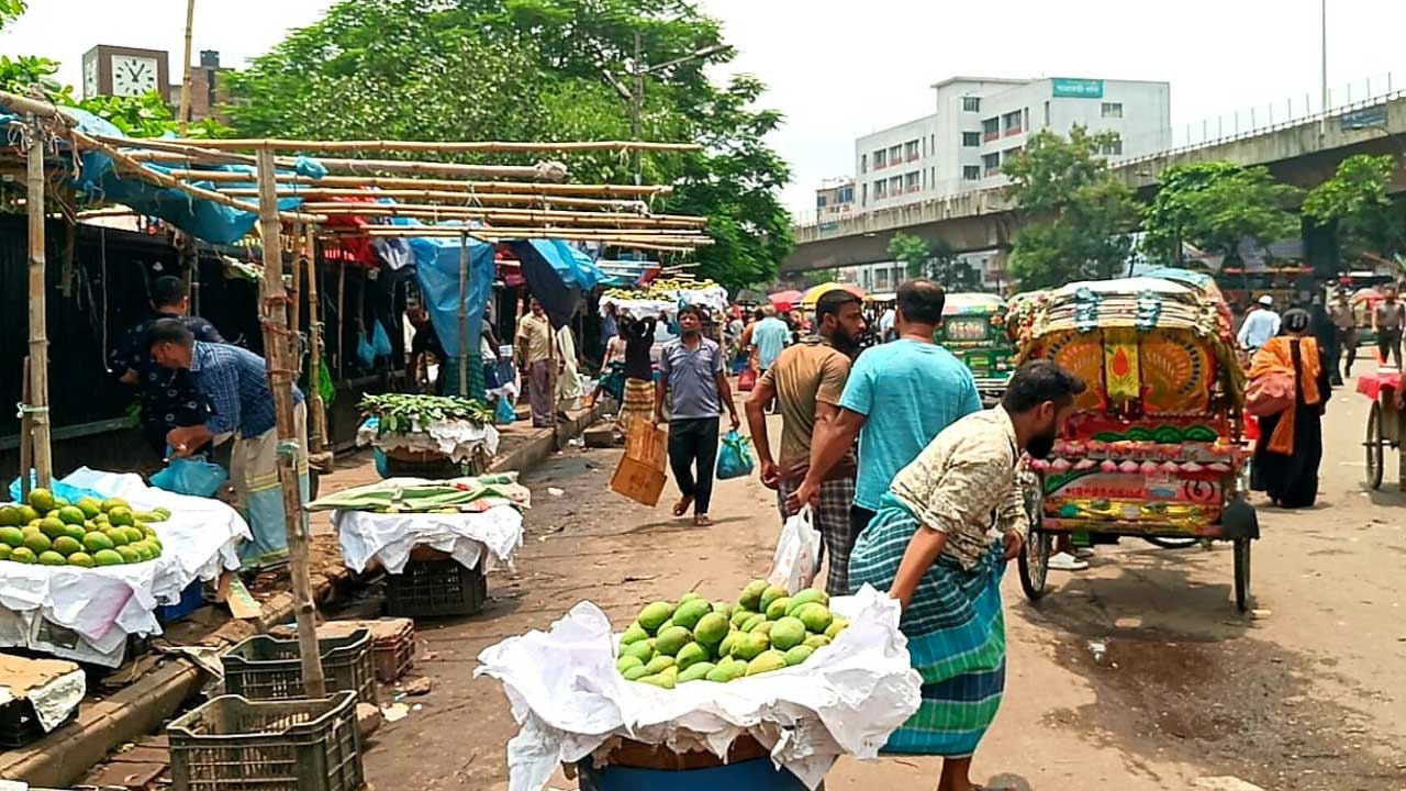 যাত্রাবাড়ী এলাকায় অবৈধ দখল উচ্ছেদে অভিযান ডিএসসিসির