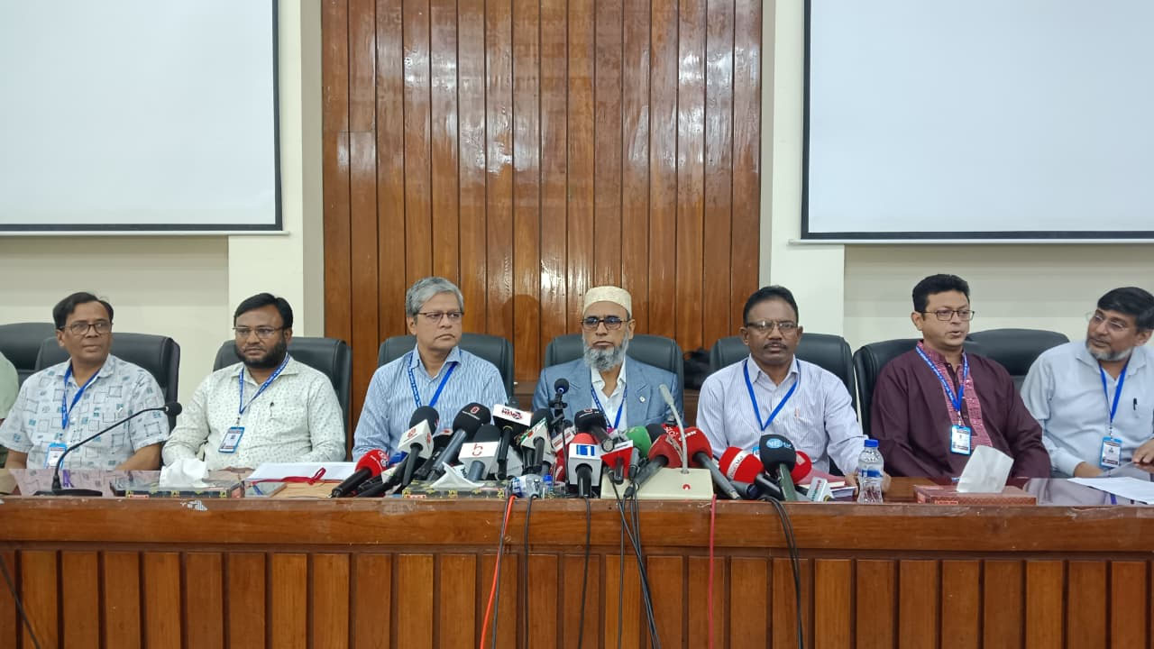 রাকসু নির্বাচনে থাকছে না অতিরিক্ত ব্যালট পেপার