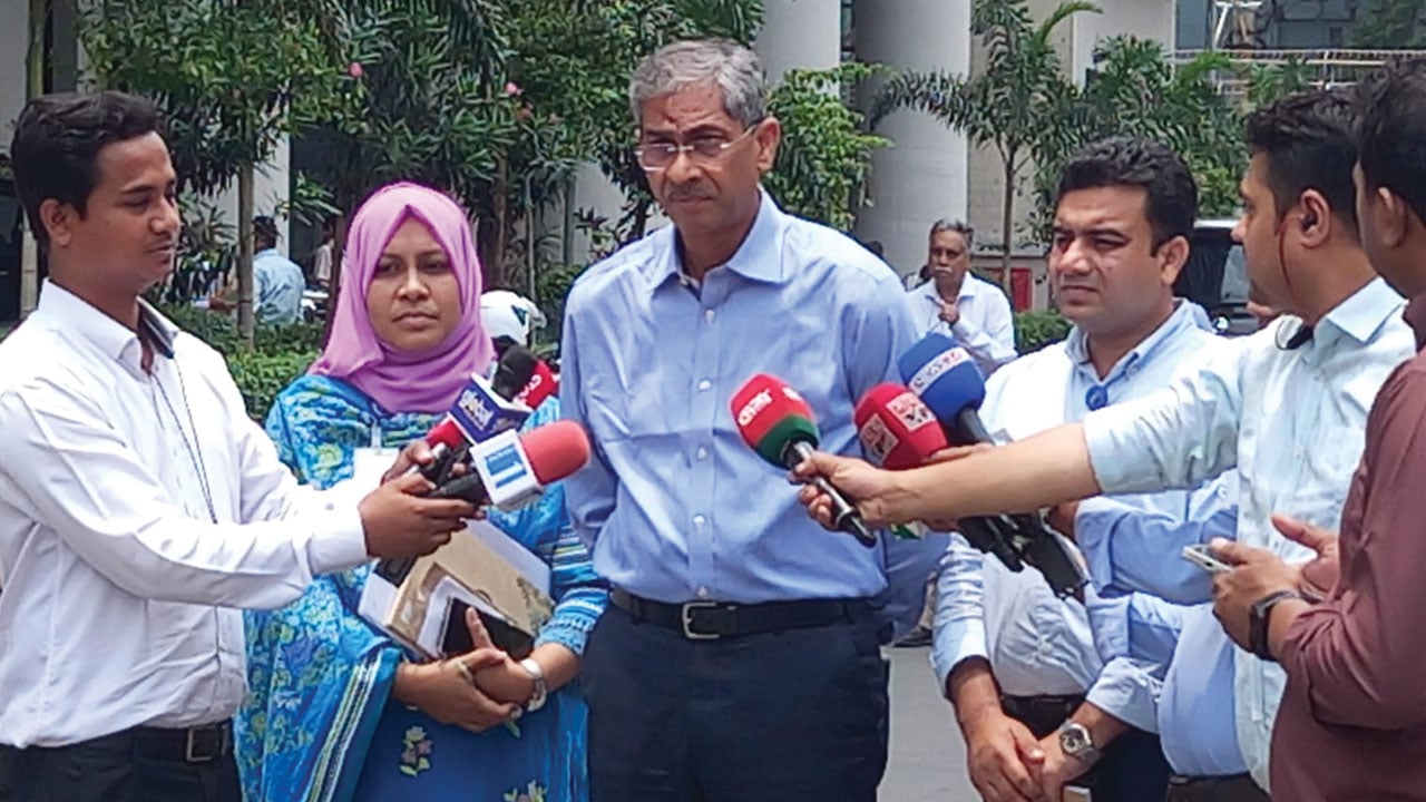 পদ্মা ব্যারেজের সম্ভাব্যতা জরিপের কাজ ‘প্রায়’ শেষ: পানিসম্পদ মন্ত্রী