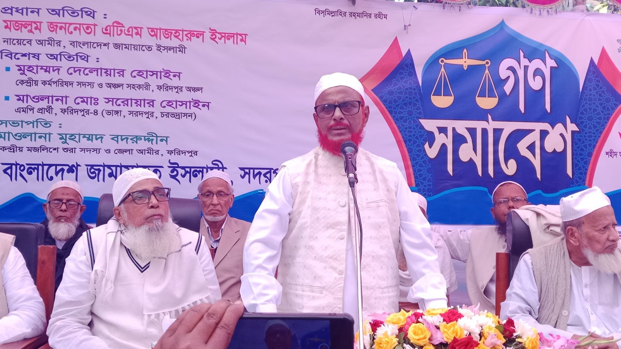 ইংল্যান্ডের নাগরিকত্ব ছেড়ে প্রধানমন্ত্রী না হতে পারলে দুই কূলই হারাবেন