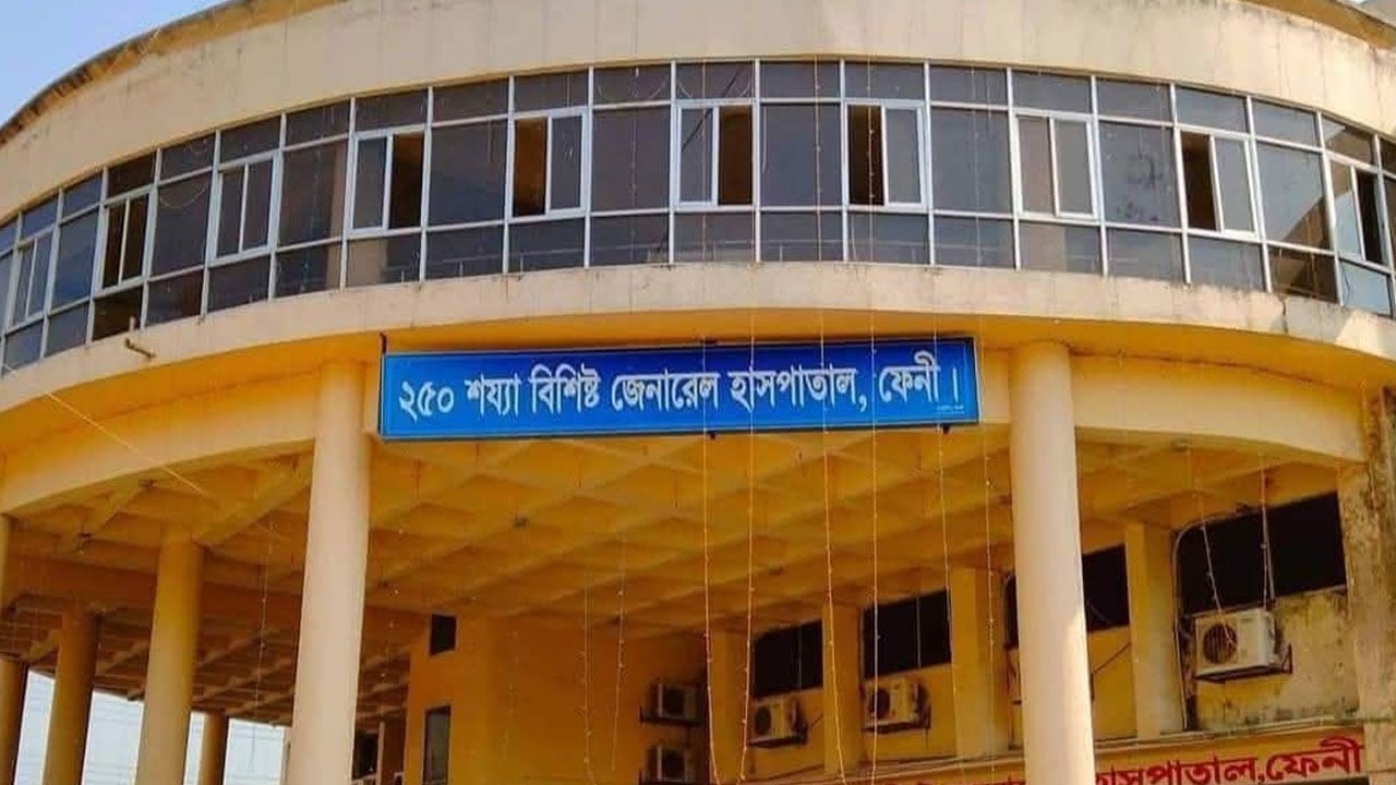 ফেনীতে পৃথক দুর্ঘটনায় ৩ জনের মৃত্যু