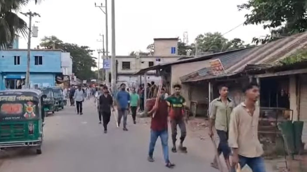 বিএনপির র্যালিতে প্রতিপক্ষের হামলায় ১০ নেতাকর্মী আহত