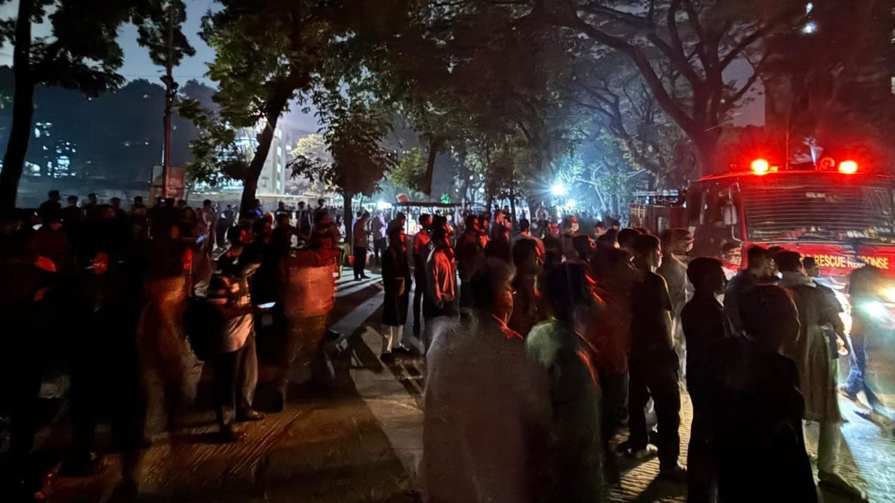 ঢাবির বিজয় একাত্তর হলের আগুন নিয়ন্ত্রণে