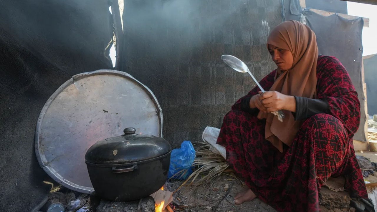 জলপাই তেলের বিনিময়ে বাসন, পশ্চিম তীরে বেঁচে থাকার লড়াই