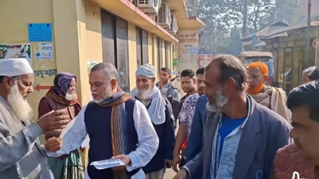 হবিগঞ্জ-৩ আসনে ভোটারদের দ্বারে দ্বারে ছুটছেন প্রার্থীরা