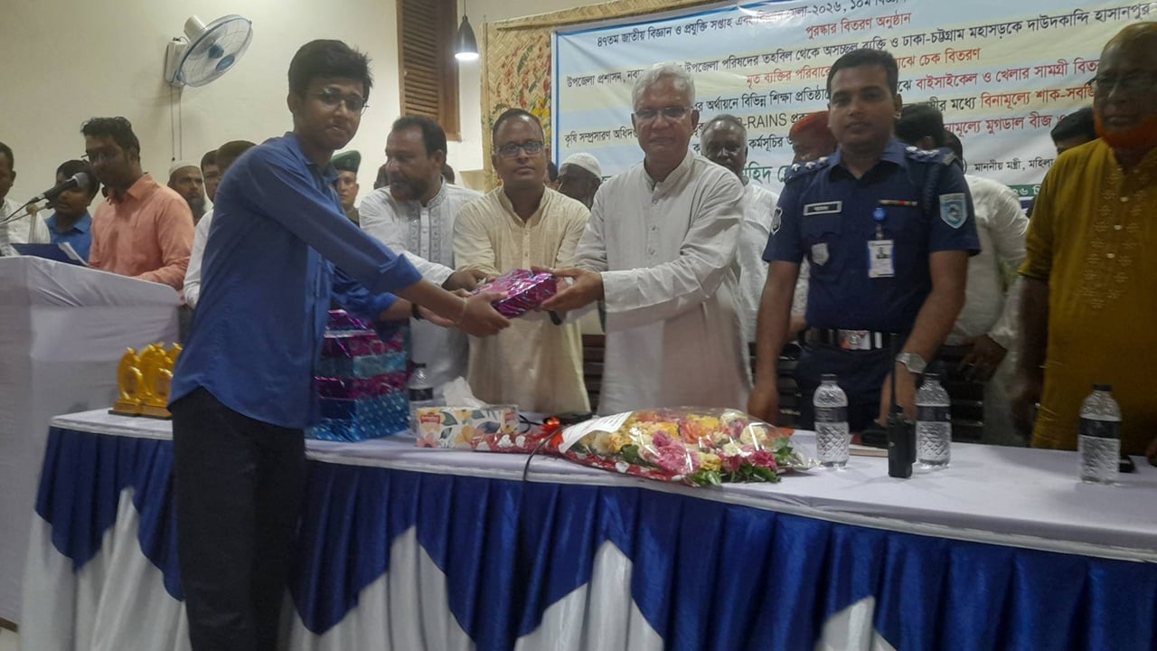 অপরাধী যেই হোক তাকে আইনের আওতায় আনতে হবে: সমাজকল্যাণমন্ত্রী