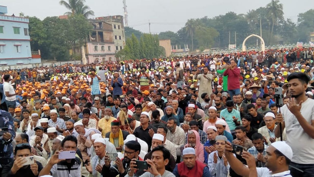 খালেদা জিয়ার রোগমুক্তি কামনায় হবিগঞ্জে গণদোয়া